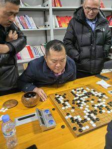 五洲万汇集团助力泰顺围棋事业蓬勃发展